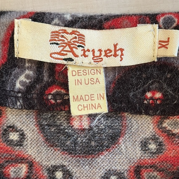 Aryeh XL Cozy Sweater Dress - Picture 5 of 9